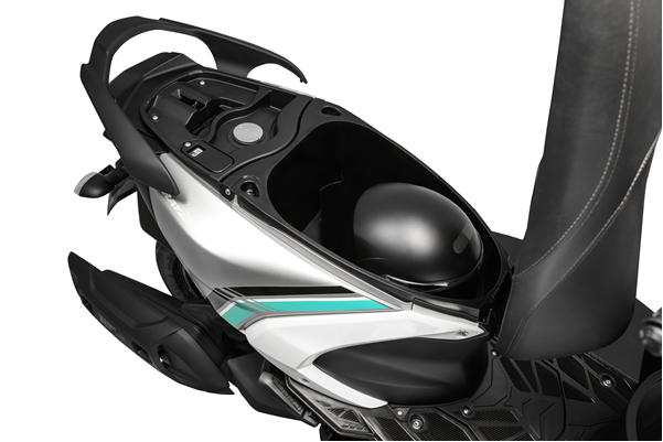 Nova YAMAHA ZR HYBRID CONNECTED &eacute; lan&ccedil;ada no Brasil