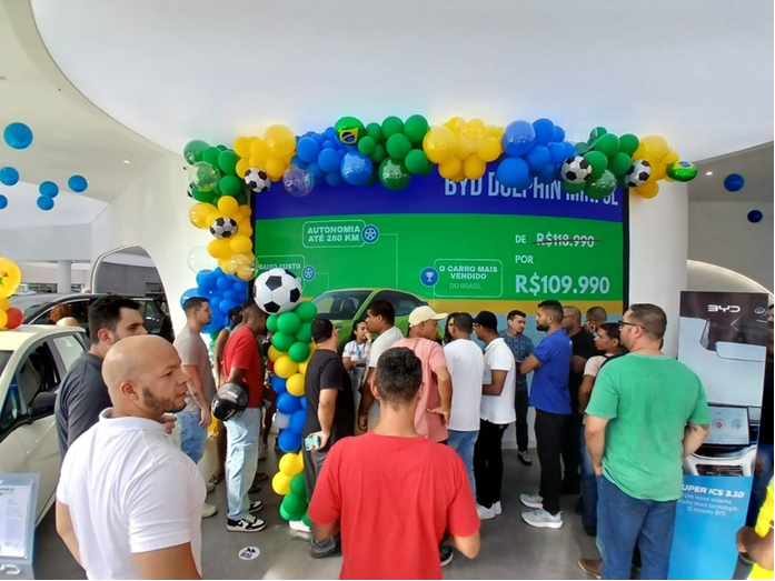 BYD tem lojas com filas em todo o País no primeiro dia do Move Brasil